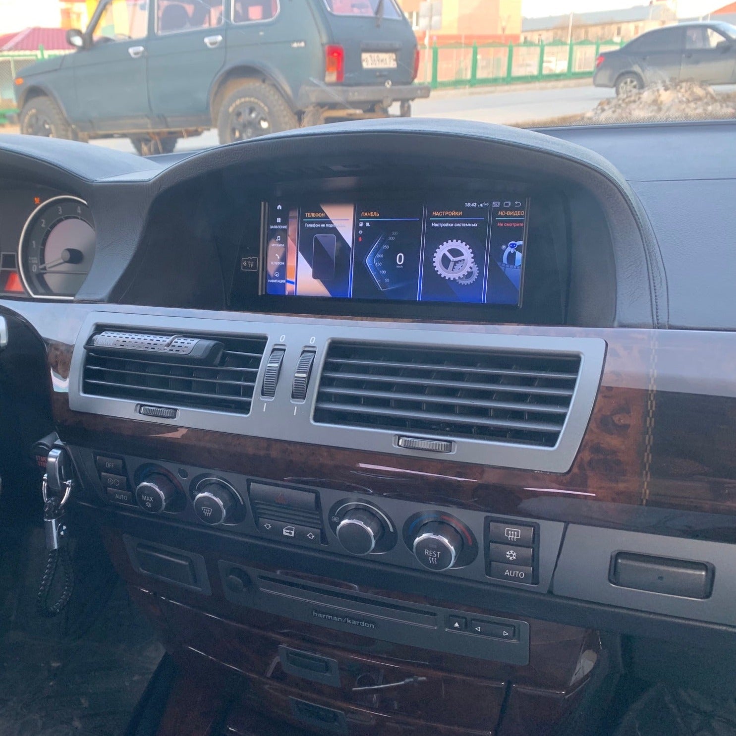 BMW 7 Series | E65 E66 | Android Screen - Image 4