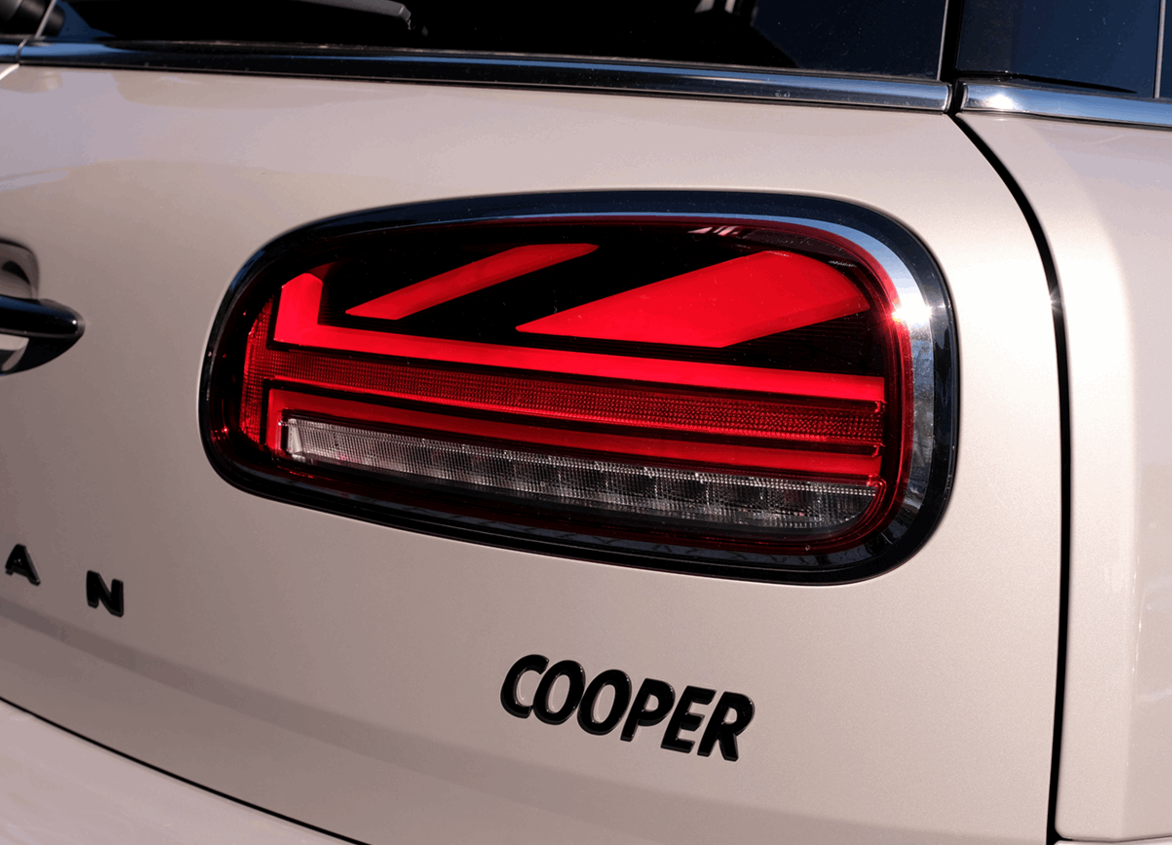 Mini Clubman | F54 | UNION JACK LCI STYLE LED TAILLIGHTS - Image 4