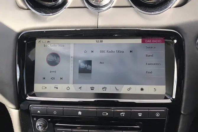Jaguar XJ | 2009-2016 | Android Screen + AC Panel - Image 2